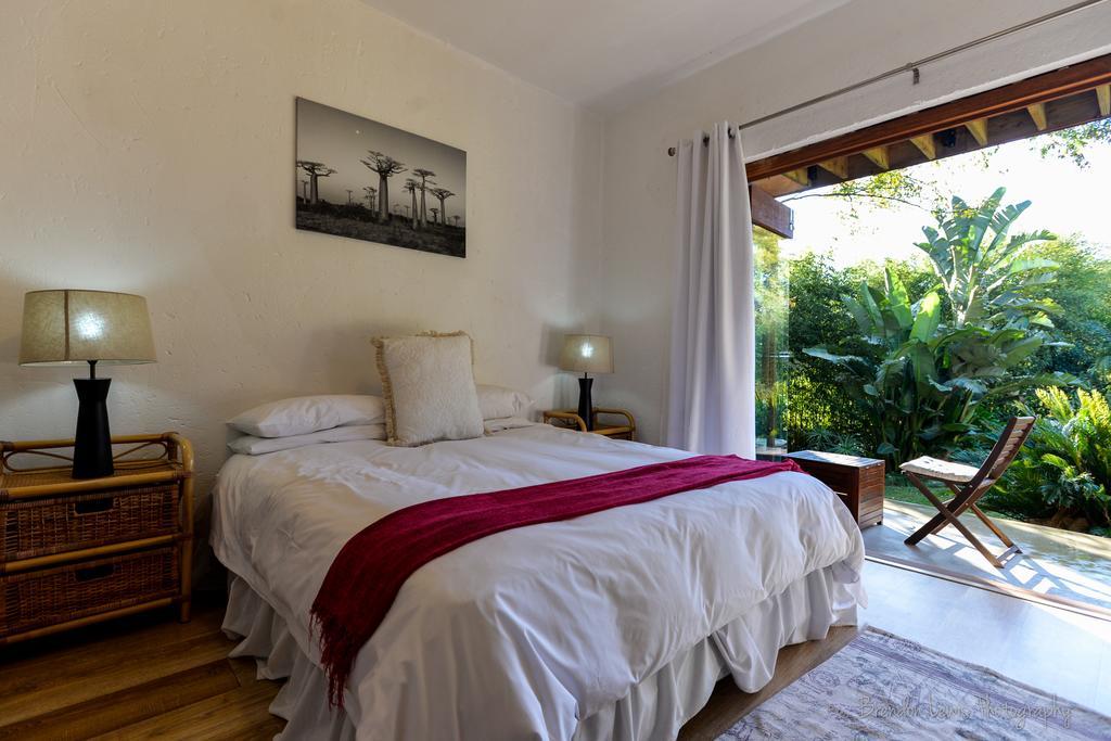 50 On Shepherd Boutique Guest House Sandton Buitenkant foto
