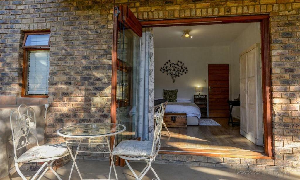 50 On Shepherd Boutique Guest House Sandton Buitenkant foto