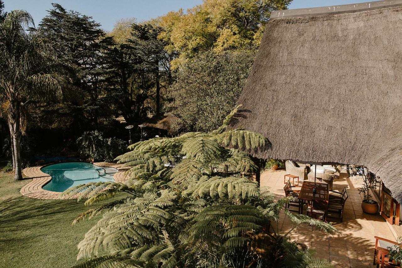 50 On Shepherd Boutique Guest House Sandton Buitenkant foto