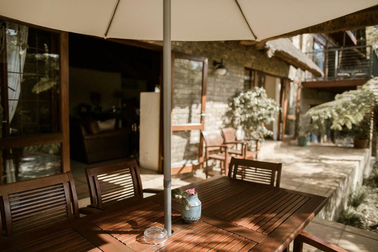 50 On Shepherd Boutique Guest House Sandton Buitenkant foto